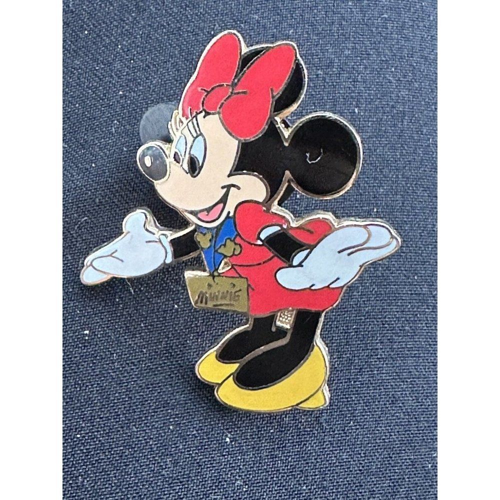 Walt Disney Minnie Mouse Welcome Trading  Pin Lanyard Name Tag